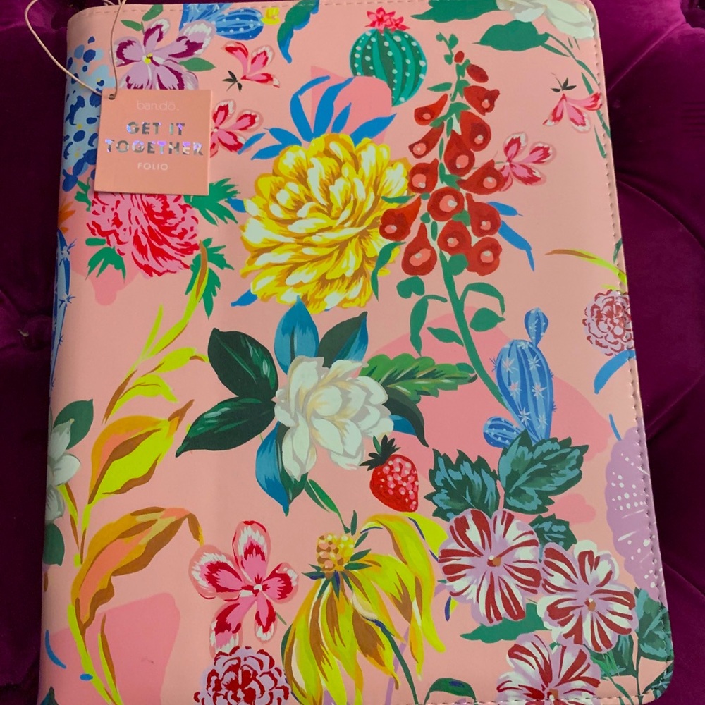 NWT!Bando Get it Together Folio